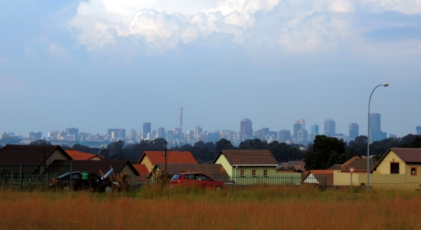Johannesburg. Wonen in een stad geeft je een andere blik op het platteland, en andersom.