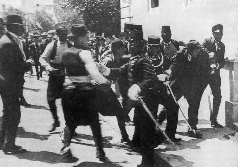 De arrestatie Gavrilo Princip. Foto Wikimedia Commons